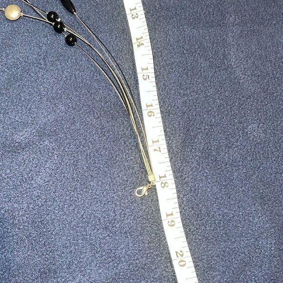 Black and silver beaded necklace - Picture 4 of 5